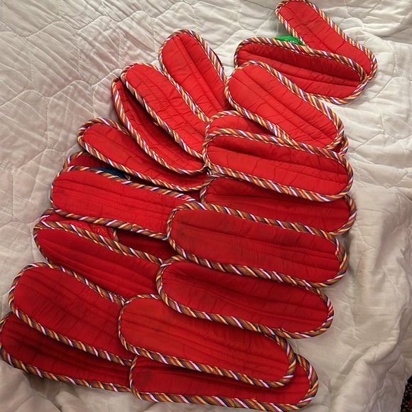 Korean Satin Slippers Set of 10 - Picture 4 of 10